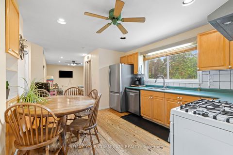 Photo 6 at 69 Virginia Boulevard, Virginia, Georgina