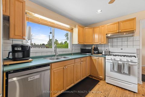 Photo 8 at 69 Virginia Boulevard, Virginia, Georgina