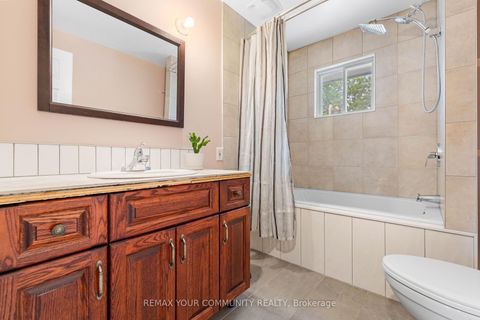 Photo 10 at 69 Virginia Boulevard, Virginia, Georgina