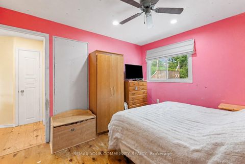 Photo 13 at 69 Virginia Boulevard, Virginia, Georgina
