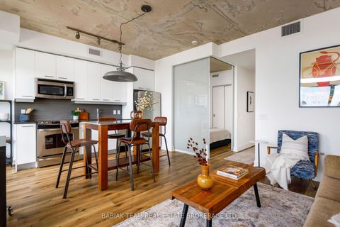 Photo 4 at 703 - 2 Gladstone Avenue, Little Portugal, Toronto