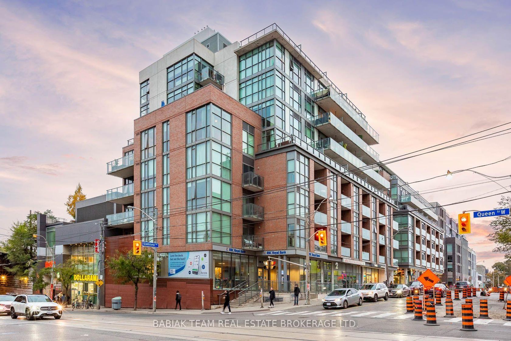 703 - 2 Gladstone Avenue, Little Portugal, Toronto 