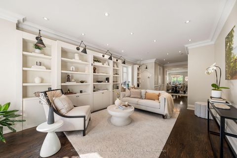 Photo 2 at 130 Donlea Drive, Leaside, Toronto