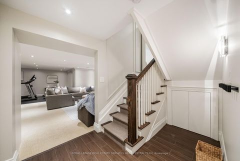 Photo 25 at 130 Donlea Drive, Leaside, Toronto
