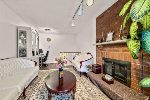 Photo 4 at 26 White Boulevard, Brownridge, Vaughan