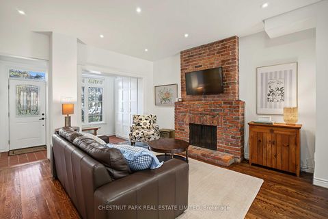 Photo 5 at 15 Millbrook Crescent, North Riverdale, Toronto