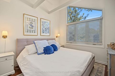 Photo 19 at 15 Millbrook Crescent, North Riverdale, Toronto