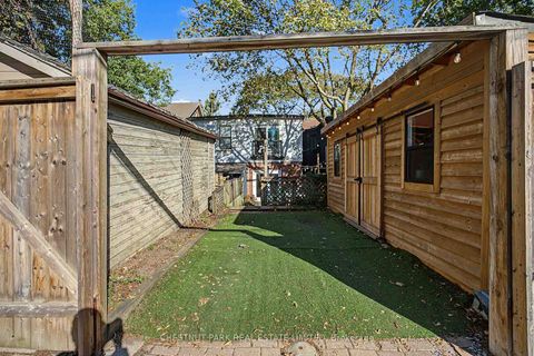 Photo 41 at 15 Millbrook Crescent, North Riverdale, Toronto
