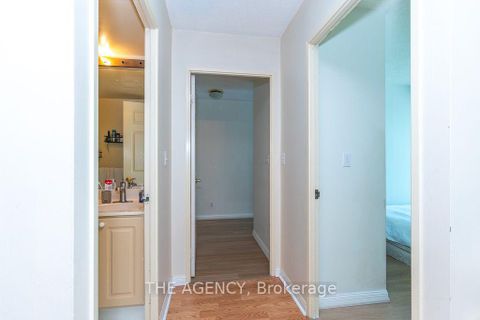 Photo 6 at 903 - 18 Lee Centre Drive, Woburn, Toronto