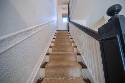 Photo 22 at 38 Yonge Boulevard, Lawrence Park North, Toronto