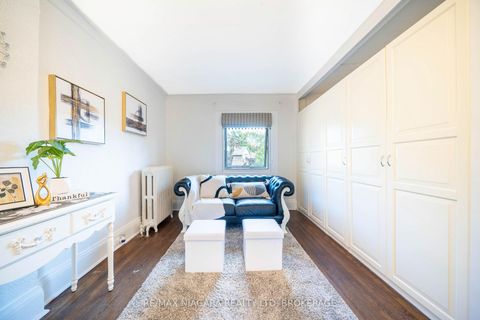 Photo 34 at 38 Yonge Boulevard, Lawrence Park North, Toronto