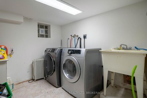 Photo 38 at 38 Yonge Boulevard, Lawrence Park North, Toronto