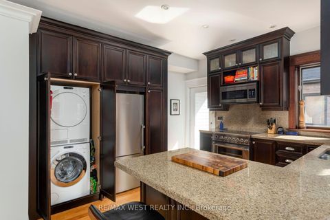 Photo 13 at 81 Chelsea Avenue, High Park North, Toronto