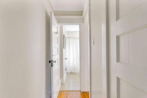 Photo 23 at 81 Chelsea Avenue, High Park North, Toronto