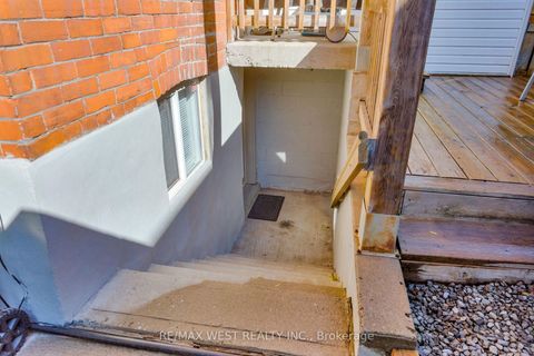 Photo 28 at 81 Chelsea Avenue, High Park North, Toronto