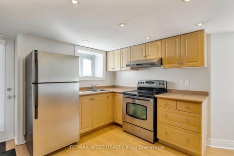 Photo 33 at 81 Chelsea Avenue, High Park North, Toronto