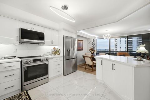 Photo 10 at 1502 - 75 Graydon Hall Drive, Donalda, Toronto