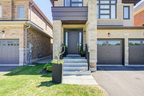 Photo 2 at 25 Garrett Styles Drive, Keswick South, Georgina