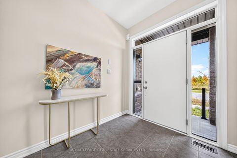 Photo 6 at 25 Garrett Styles Drive, Keswick South, Georgina