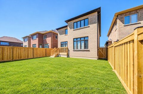 Photo 35 at 25 Garrett Styles Drive, Keswick South, Georgina