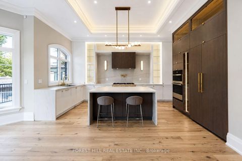 Photo 12 at 152 Olde Bayview Avenue, Oak Ridges Lake Wilcox, Richmond Hill