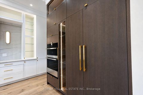 Photo 18 at 152 Olde Bayview Avenue, Oak Ridges Lake Wilcox, Richmond Hill