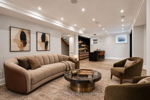 Photo 43 at 152 Olde Bayview Avenue, Oak Ridges Lake Wilcox, Richmond Hill