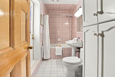 Photo 18 at 137 Evelyn Avenue, High Park North, Toronto