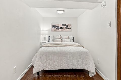 Photo 29 at 137 Evelyn Avenue, High Park North, Toronto