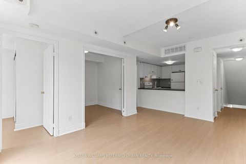 Photo 7 at 2016 - 3035 Finch Avenue W, Humbermede, Toronto