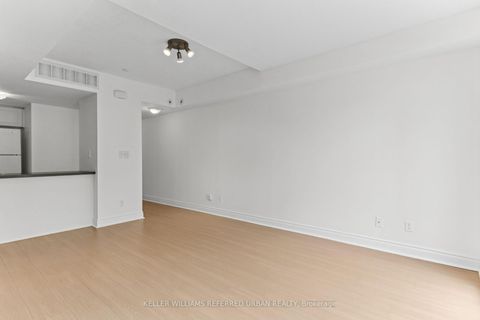 Photo 8 at 2016 - 3035 Finch Avenue W, Humbermede, Toronto