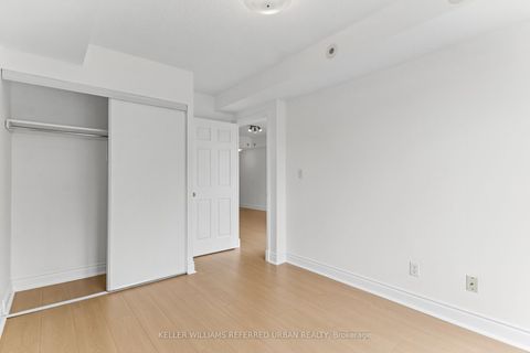 Photo 17 at 2016 - 3035 Finch Avenue W, Humbermede, Toronto