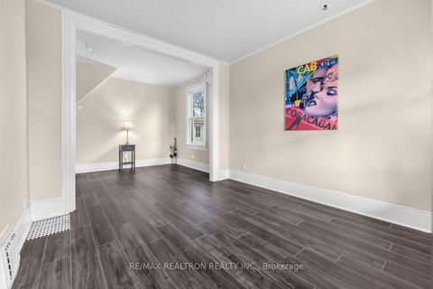Photo 6 at 52 Parkside Drive, Queen's Park, Barrie