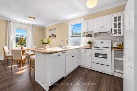 Photo 39 at 52 Parkside Drive, Queen's Park, Barrie