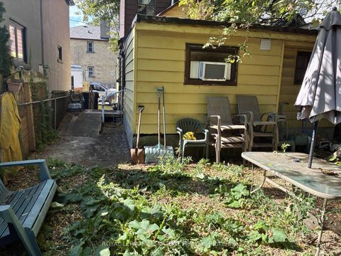 Photo 3 at 167 Craven Road, Coxwell, Toronto