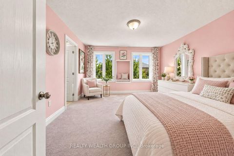 Photo 13 at 43 Booth Lane, Painswick South, Barrie
