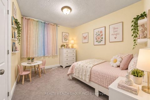 Photo 18 at 43 Booth Lane, Painswick South, Barrie