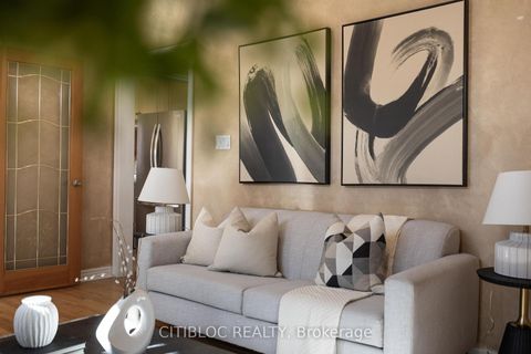 Photo 10 at 121 Silverado Trail, Sonoma Heights, Vaughan