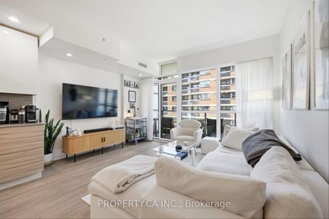 Photo 5 at 606 - 210 Simcoe Street, Chinatown, Toronto