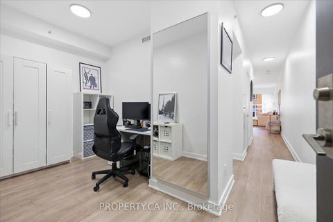 Photo 15 at 606 - 210 Simcoe Street, Chinatown, Toronto