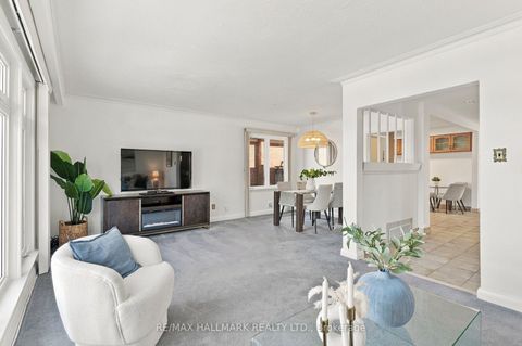 Photo 2 at 29 Willowbrook Road, Mimico, Toronto