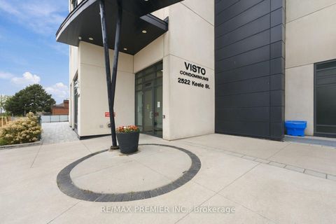 Photo 2 at 407 - 2522 Keele Street, Maple Leaf, Toronto