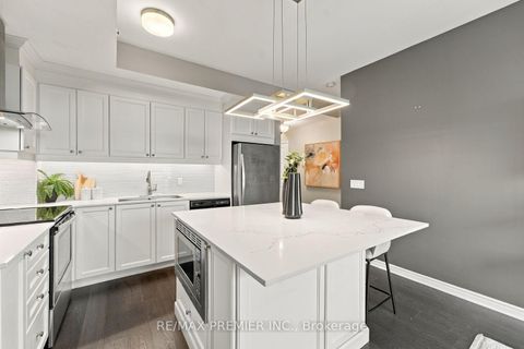 Photo 9 at 407 - 2522 Keele Street, Maple Leaf, Toronto