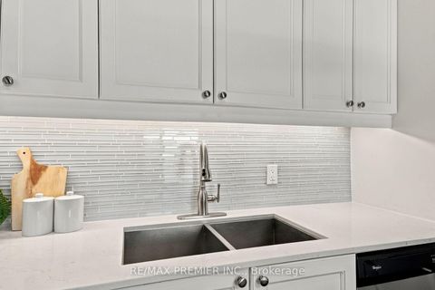 Photo 11 at 407 - 2522 Keele Street, Maple Leaf, Toronto
