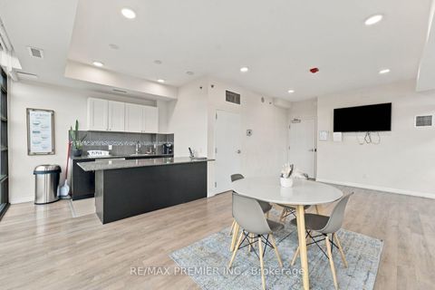 Photo 33 at 407 - 2522 Keele Street, Maple Leaf, Toronto