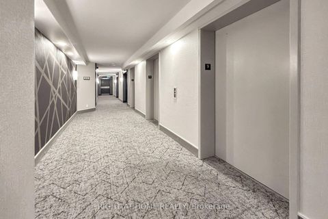 Photo 3 at 909 - 44 Gerrard Street W, Bay Street Corridor, Toronto