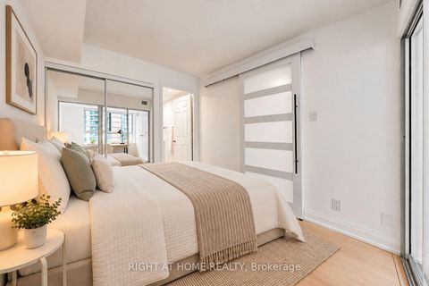 Photo 20 at 909 - 44 Gerrard Street W, Bay Street Corridor, Toronto
