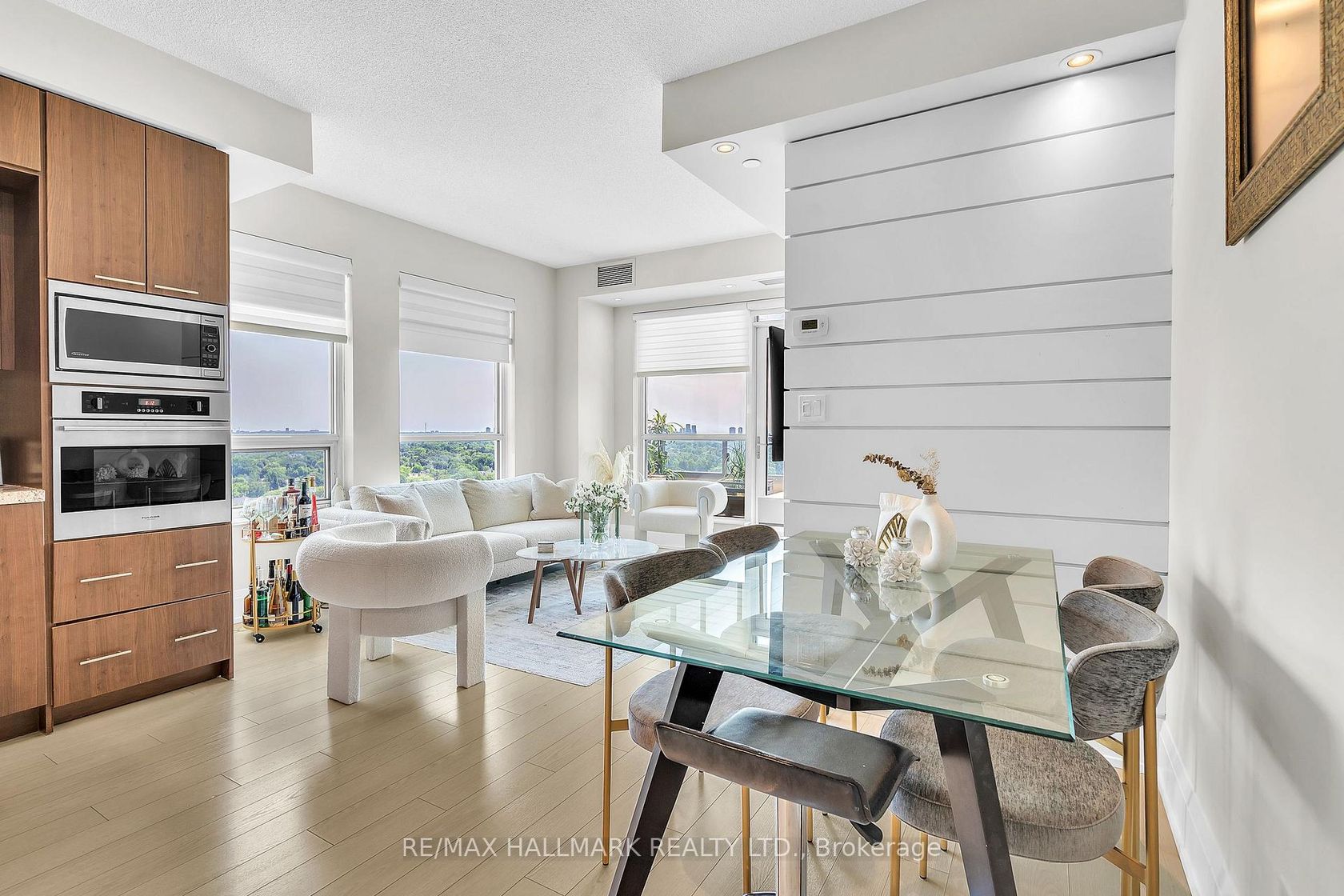 1406 - 120 Harrison Garden Boulevard, Willowdale East, Toronto 