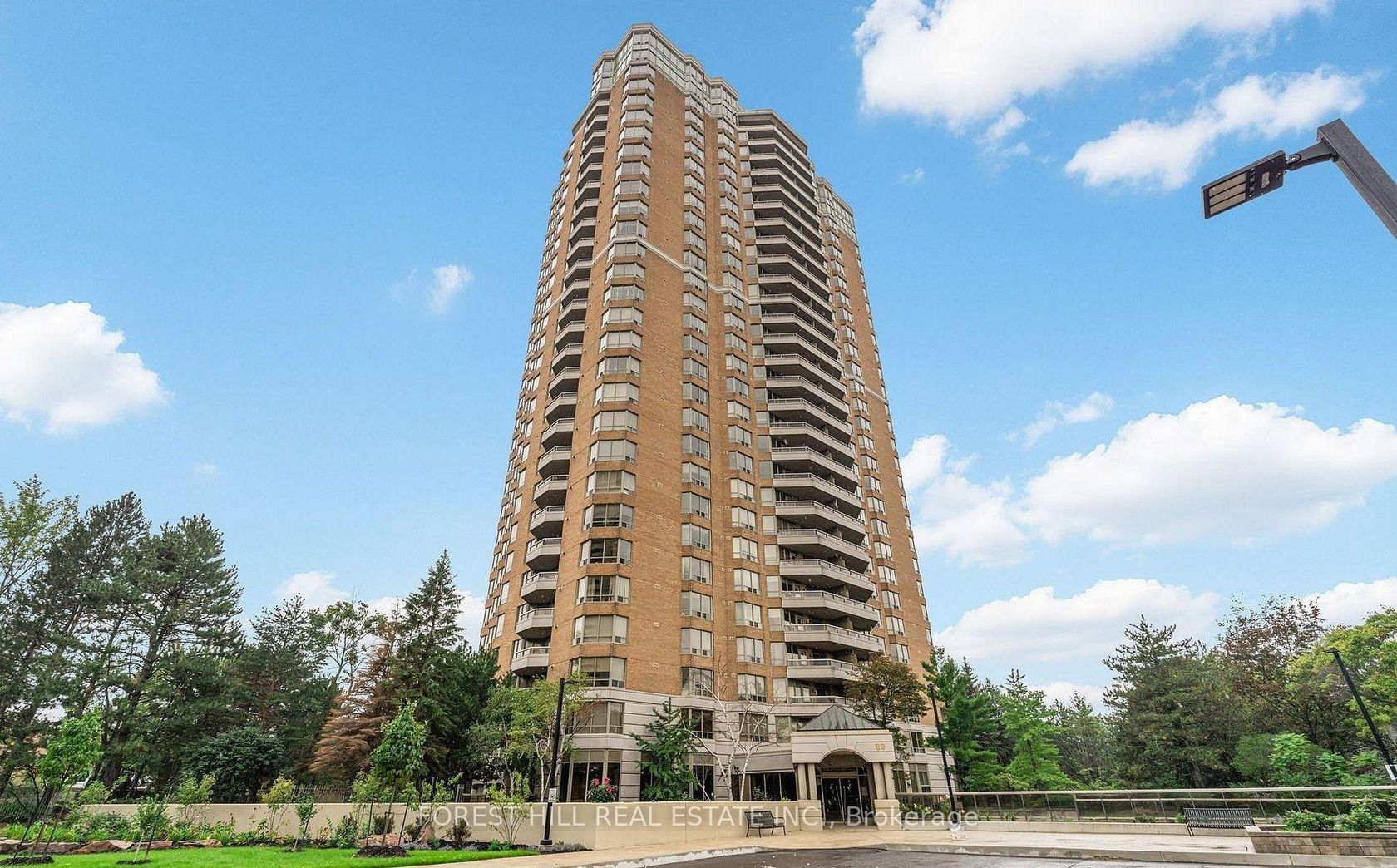 609 - 89 Skymark Drive, Hillcrest Village, Toronto 