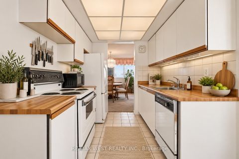 Photo 5 at 2702 - 80 Antibes Drive, Branson, Toronto